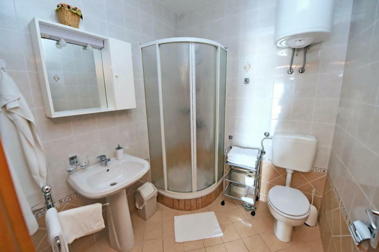 Apartman Mima Apartment Порат Екстериор снимка